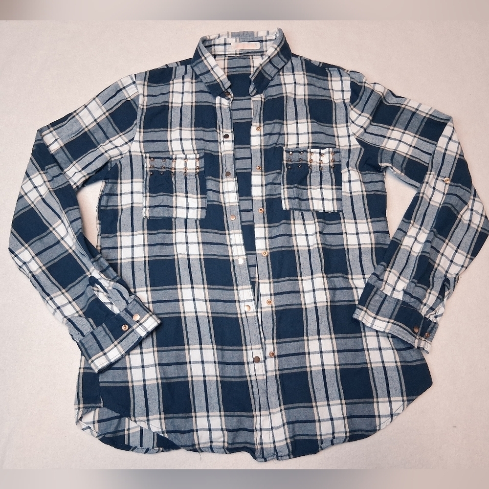 4/20$ Ardene Navy and White Plaid Shirt With Gold Accents Gold Buttons